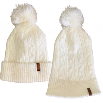 Touca Gorro Bariloche com Pompom Bege Claro Off White Conquista